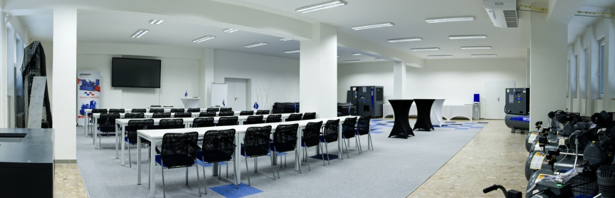 img-1200-pano-learzone-001